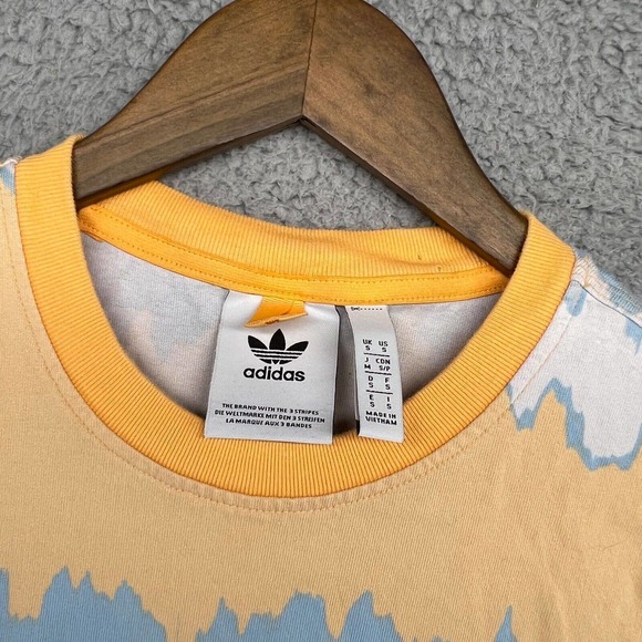 Adidas Shirt Men's Small Yellow Blue Adventure Lizard Gecko Trefoil Spellout - Picture 4 of 9